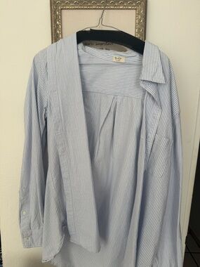 Brandy Melville Light Blue & White Pinstripe Button-Down Shirt